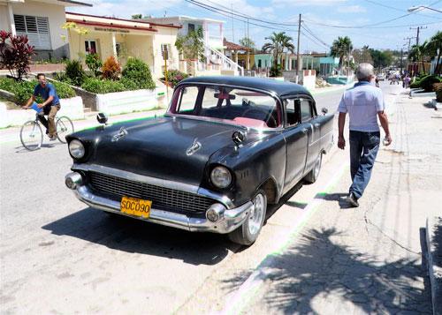 a-cuba-car